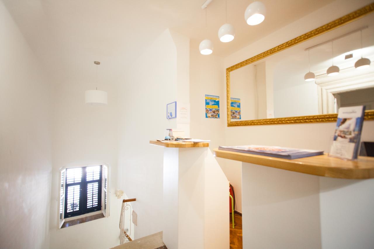 Angelina Old Town Hostel