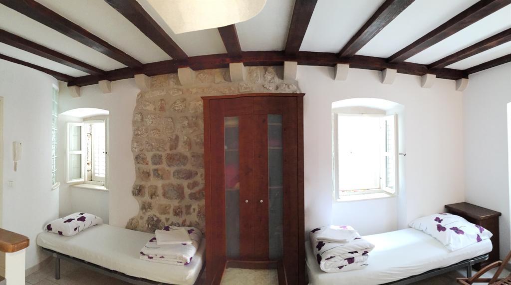 Hostel Angelina Old Town