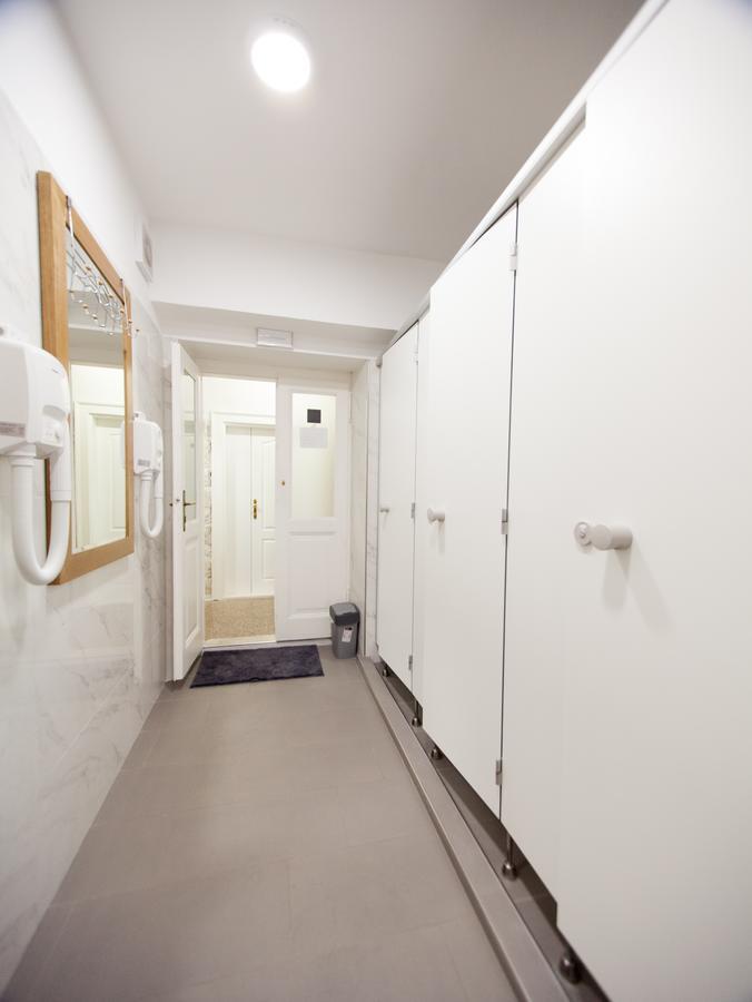 Hostel Angelina Old Town *